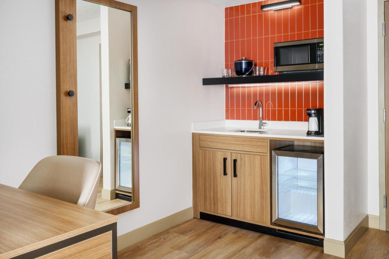 Hyatt Place Across From Universal Orlando Resort Ngoại thất bức ảnh